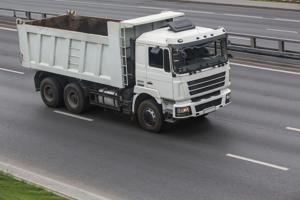 形状で異なるダンプカーの種類