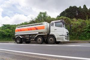 トレーラーの種類は？駆動軸や積み荷で異なる特徴を詳しく紹介！